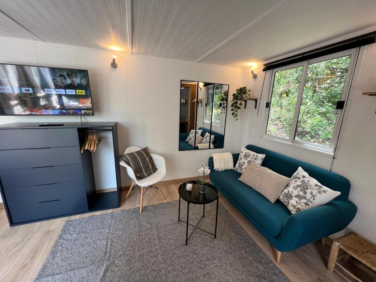 Superbe Cabane Jacuzzi Jardin Clim Wifi Parking Meyreuil Exterior photo